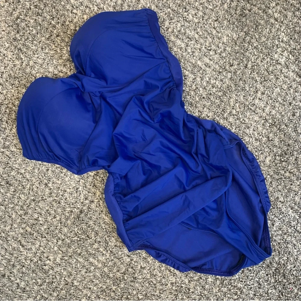 Miraclesuit Madrid One Piece Swimsuit - Picture 13 of 15